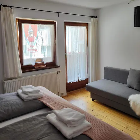 Bed & Breakfast Zum Schneider Finkenberg