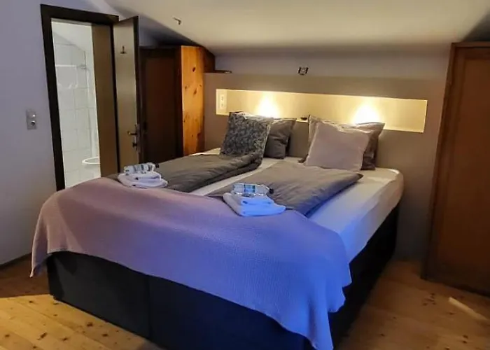 Bed and Breakfast Zum Schneider 3*